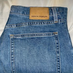 Denim Forum jeans from Aritzia size 29 The Arlo high rise 28L